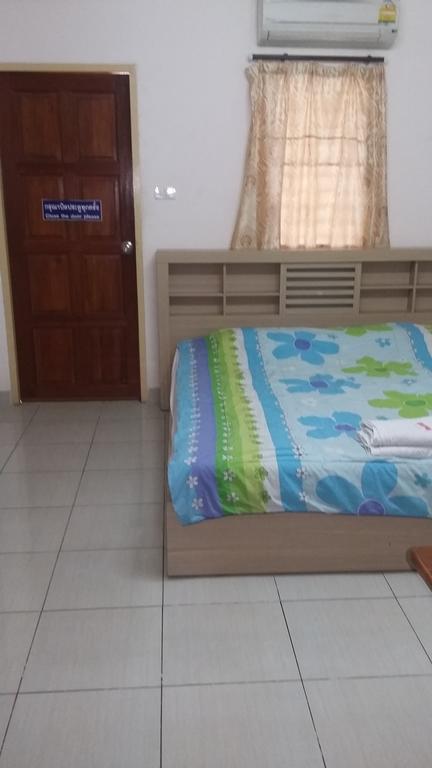 P&Mo Guesthouse أودون ثاني الغرفة الصورة